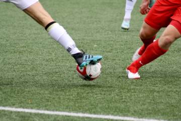 央视拒签天价版权，FIFA正在亲手毁掉世界杯（配图示意）